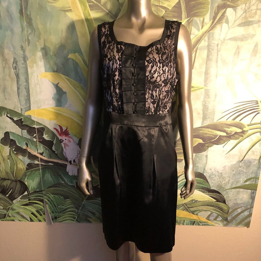 Max&Cleo Dress | Black top Lace & champagne color lining| Size 12 |
